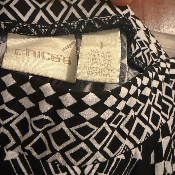 Chico's Monochrome Geometric skirt - Picture 2 of 2